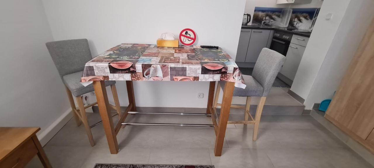 Byjoe Apartment Morschen Екстериор снимка